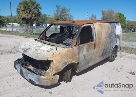 2018 Chevrolet Express 2500 Work Van из США, поврежденный, VIN 1GCWGAFP1J1299445